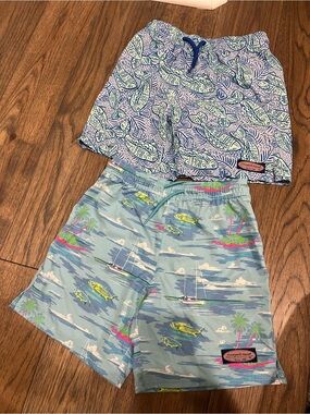 Vineyard Vines Boys Tropical Print Swim Trunks - Blue & Navy